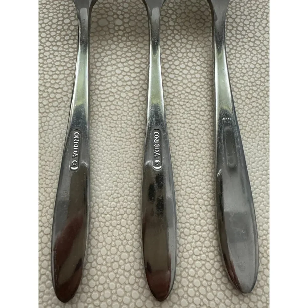 Oneida Glissade Dinner Fork Stainless Set of 3 Forks 7 7/8
